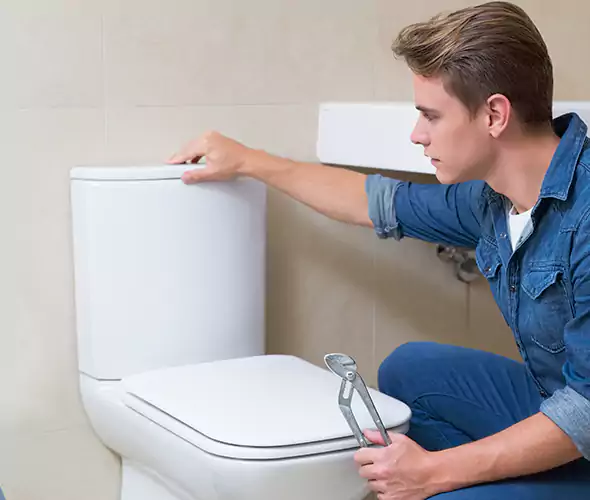 Expert Plumber for Toilet Replacement in Edmonds, WA: Schedule Affordable Toilet Replacement Services with Us