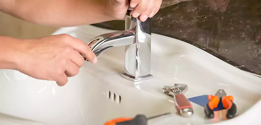 Bathtub Faucet Replacement in Edmonds