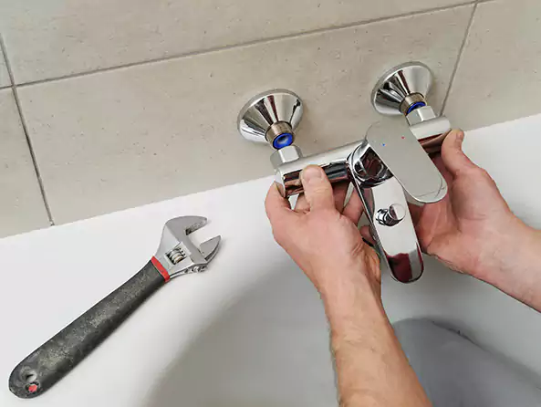 Why Choose Edmonds Plumbing Pro for Bathtub Faucet Replacement in Edmonds, WA?
